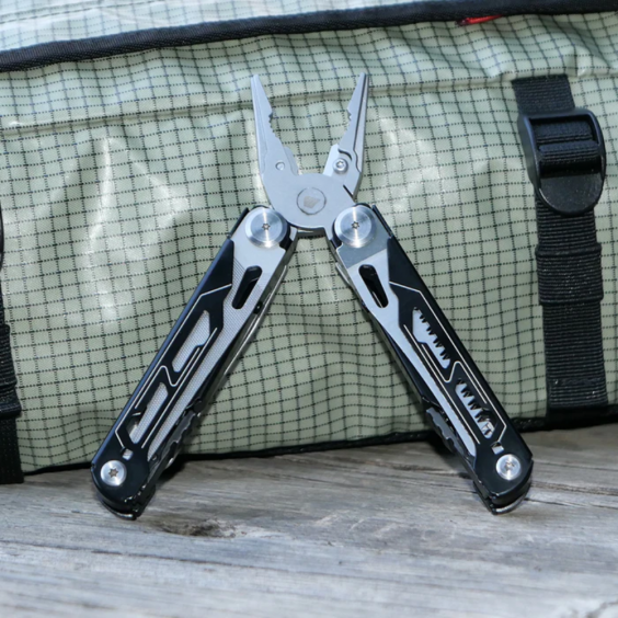 Pince multifonction ADVANCED + Etui en cuir FEROCE