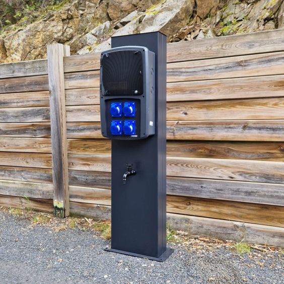 Borne de camping 4 prises CEE 10A avec protection et robinet OHMTEC